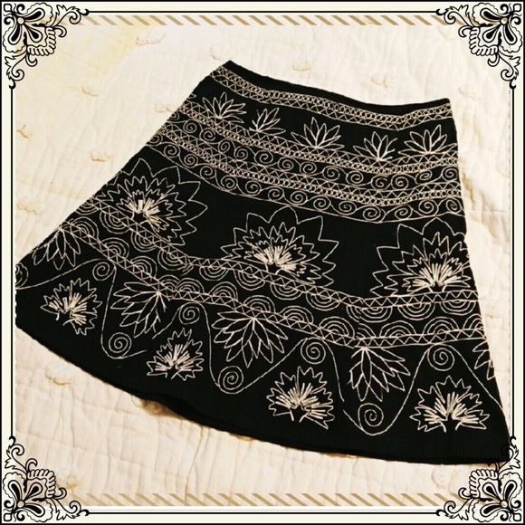 Talbots Dresses & Skirts - Talbots🧡Embroidered Cotton Skirt like new